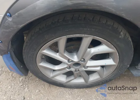 2013 Honda Civic Lx z USA, uszkodzony, nr VIN 2HGFG3B57DH508971